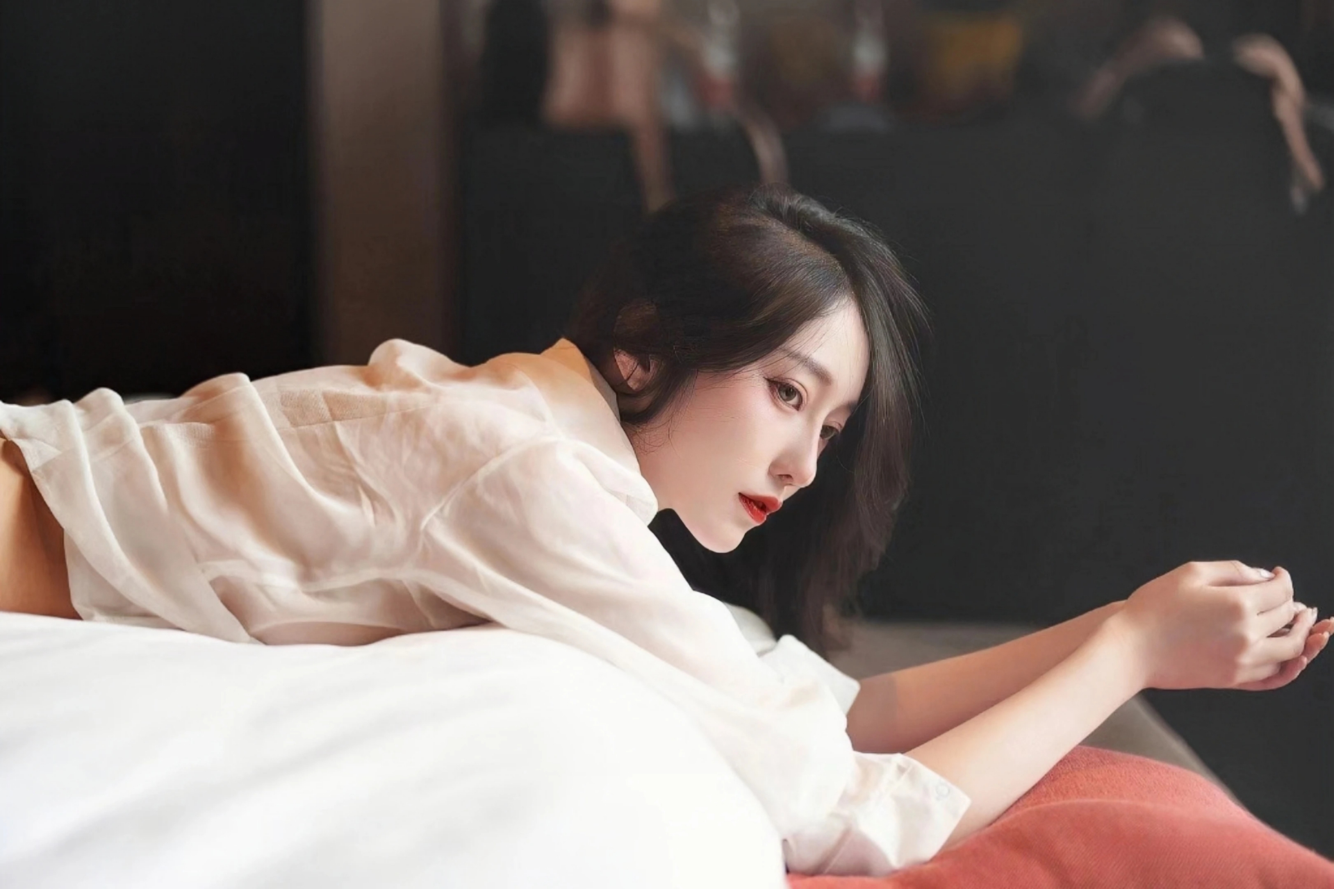 专家呼吁老年人定期进行眼部筛查与身体监测